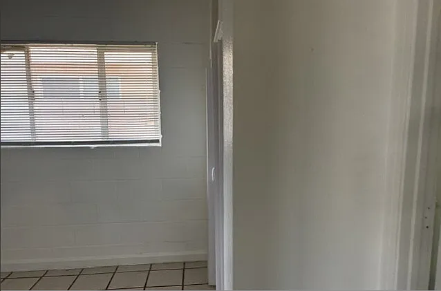 2 bed, 1.0 bath, $842 — Photo 2