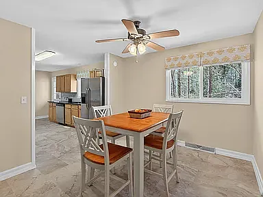 920 Shadylawn Rd — Photo 6