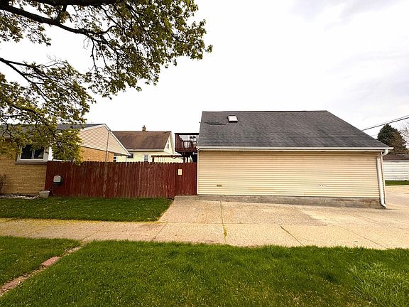 4th image of 205 W Morgan AVENUE