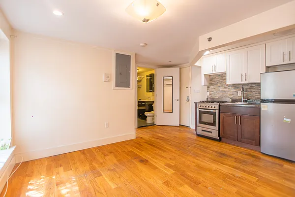 Rented by ATM Realty Service Inc | media 19