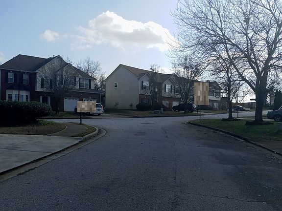 4th image of 805 Ashton Oak Cir