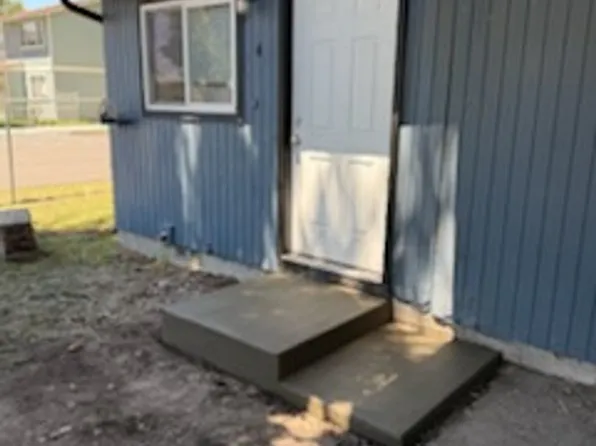 2 bed 1 bath apartment in Merrill, Oregon, 612 3rd St #4, Merrill, OR 97633