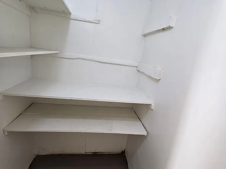 825 Monroe St NE — Photo 9
