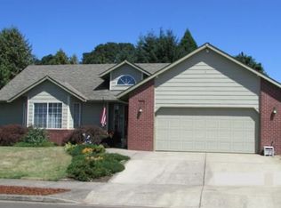 305 Julie Ann Dr, Oregon City, OR 97045