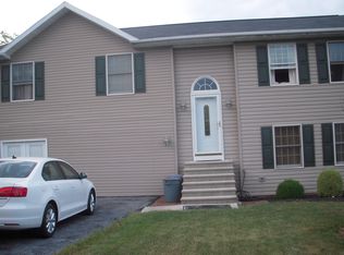503 Overlook Dr, Etters, PA 17319