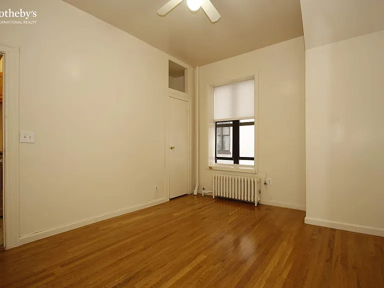 55 Tiemann Pl #12 — Photo 2
