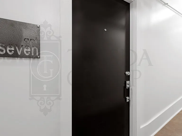 160 Southern Ave #7 — Photo 42
