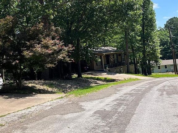 5th image of 23 Hatcher Dr