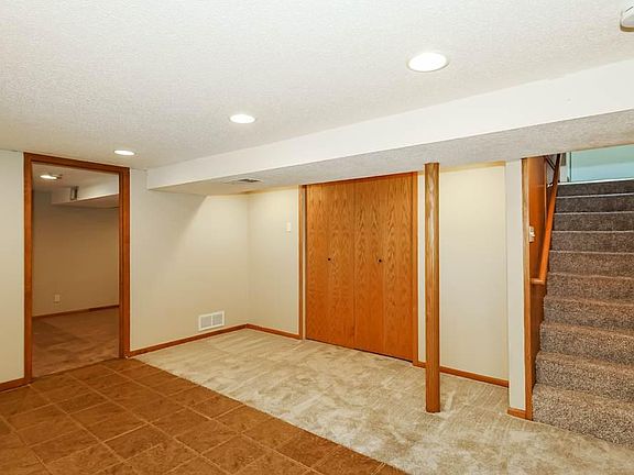 5th image of 2276 Sierra Dr
