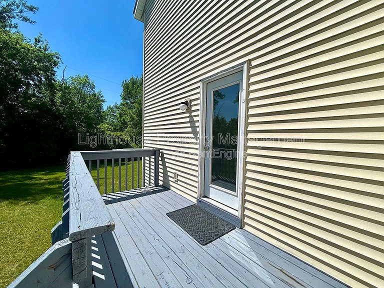 2103 Kinnrow Ave NW — Photo 23