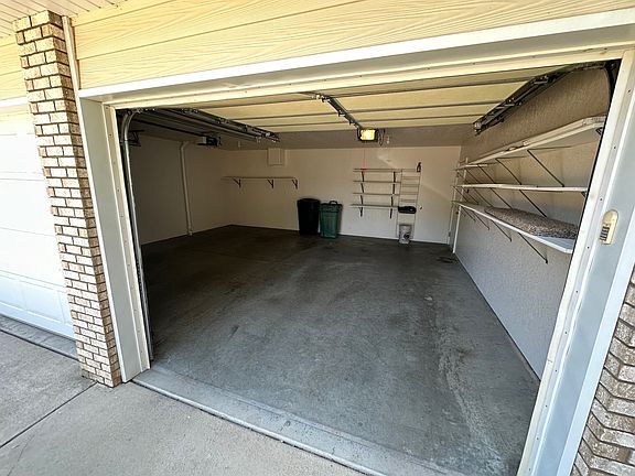 Oversized 2 car garage