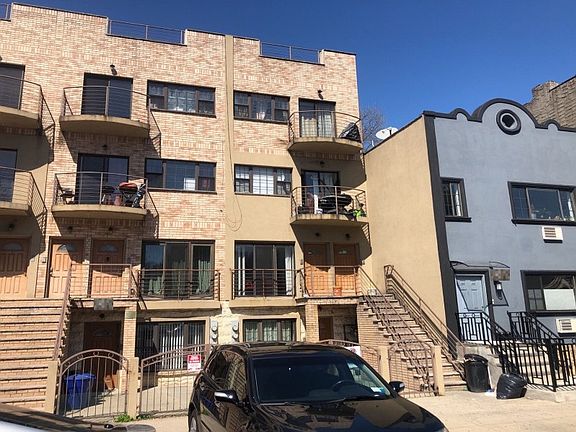 3rd image of 1615 Bergen St #3