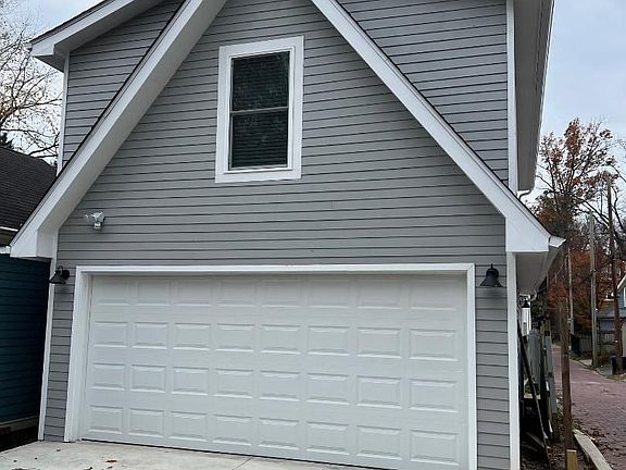 2nd image of 1311 Everett Ave #A