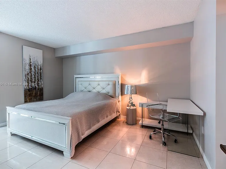 17555 E Atlantic Blvd #603 — Photo 32