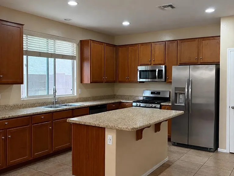 4723 W Gelding Dr — Photo 2
