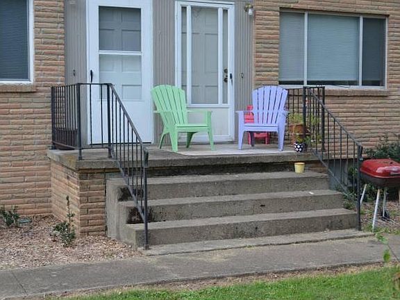 2nd image of 8864 United Ln APT 36