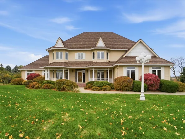 31619 Silverado Ln, Waukee, IA 50263