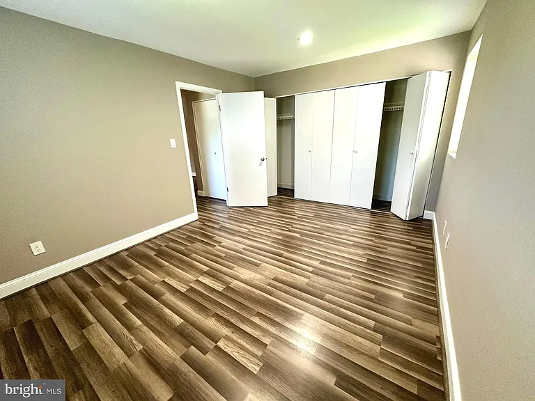 11908 Tarragon Rd #L — Photo 17