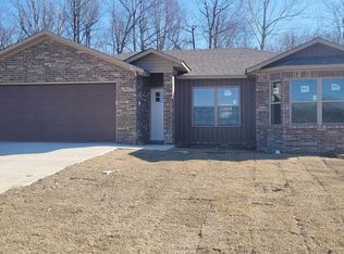 2409 N 1st St, Paragould, AR 72450