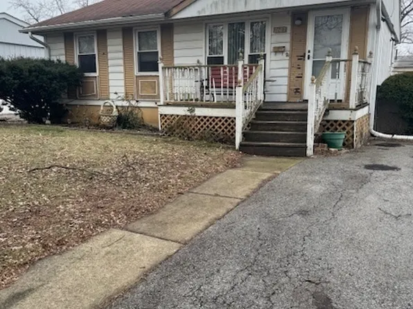 3607 Susan Ln, Steger, IL 60475