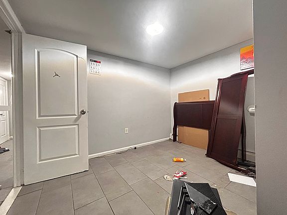 5th image of 1013 Faile St APT 1