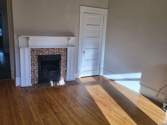 4th image of 3427 Nicollet Ave #2