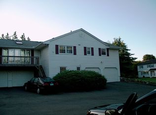 25 Sil Cam Dr, Danbury, CT 06811