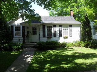 1144 S Quincy St, Green Bay, WI 54301