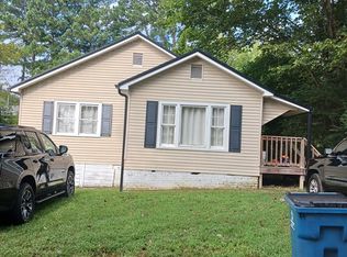 107 Melton Dr, Camden, TN 38320