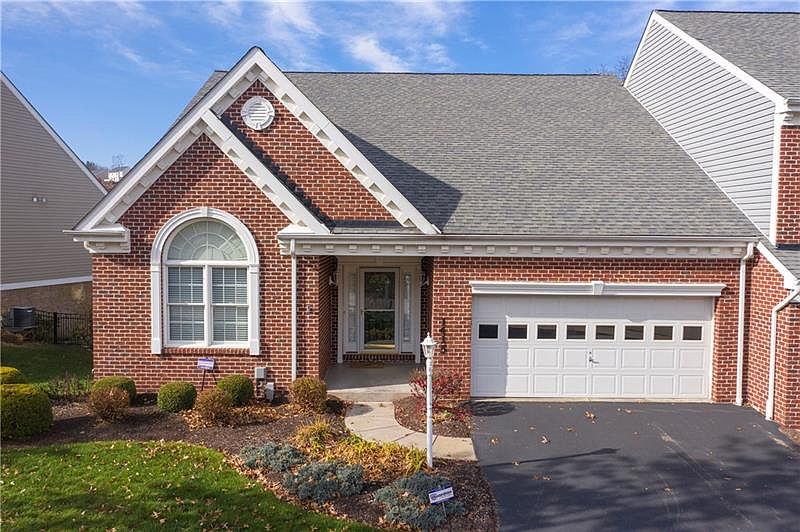1415 Willowbrook Dr, Washington, PA 15301 Zillow
