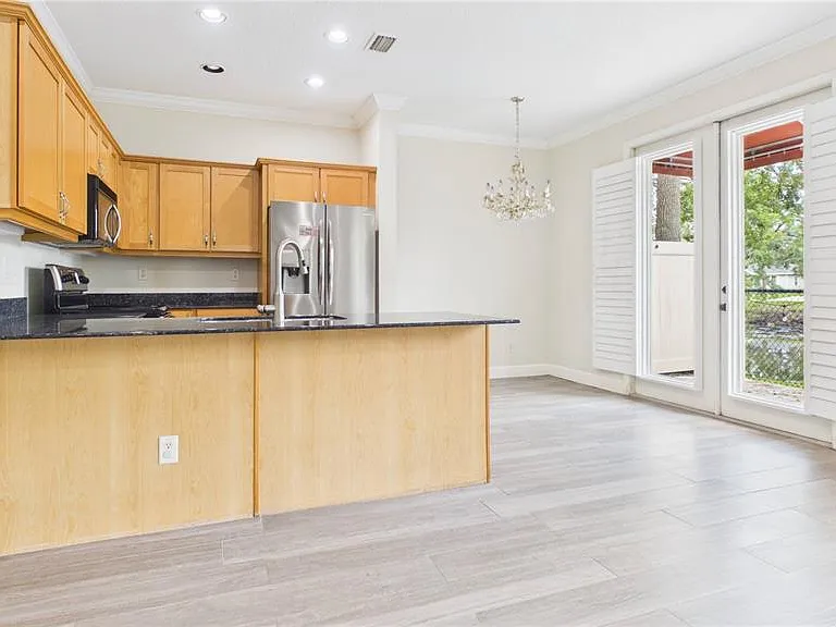 505 S Tampania Ave #7 — Photo 9