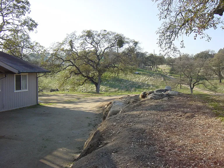 32234 Miller St — Photo 2
