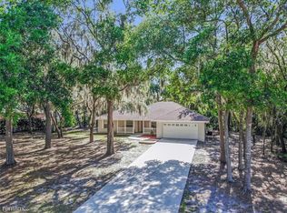 8422 Southwood Pines St, Lithia, FL 33547