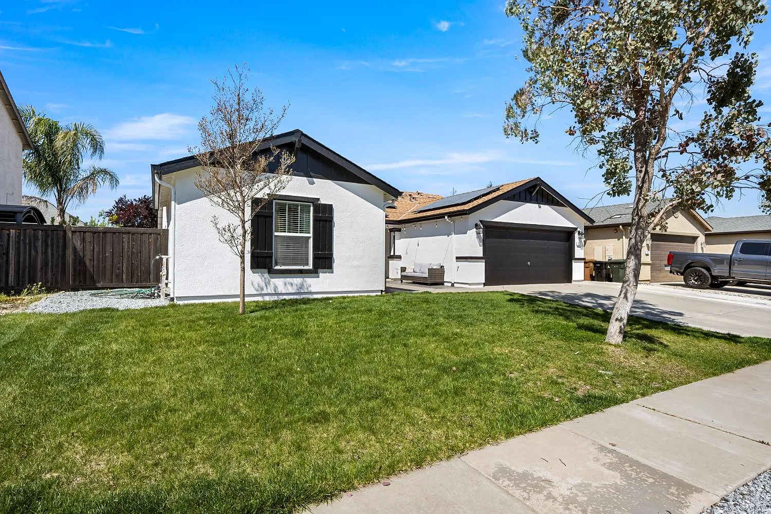 759 Weeping Willow Way photo 1