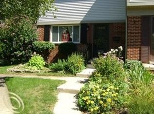 3045 Williamsburg Rd, Ann Arbor, MI 48108