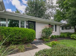 3475 Greentree Rd, Lexington, KY 40517