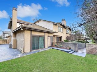 831 Swiss Trails Rd, Duarte, CA 91010