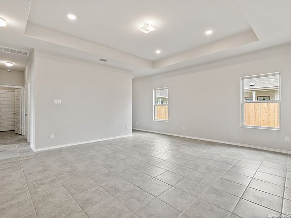 5th image of 2715 Bloomsbury Street