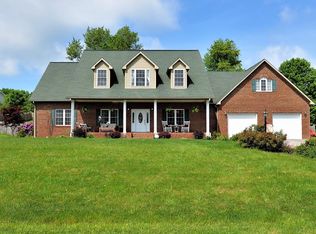 128 Holly Ridge Rd, Glade Spring, VA 24340