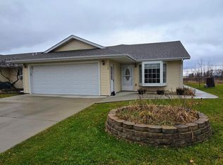 150 Ridgeview Dr, Pipestone, MN 56164