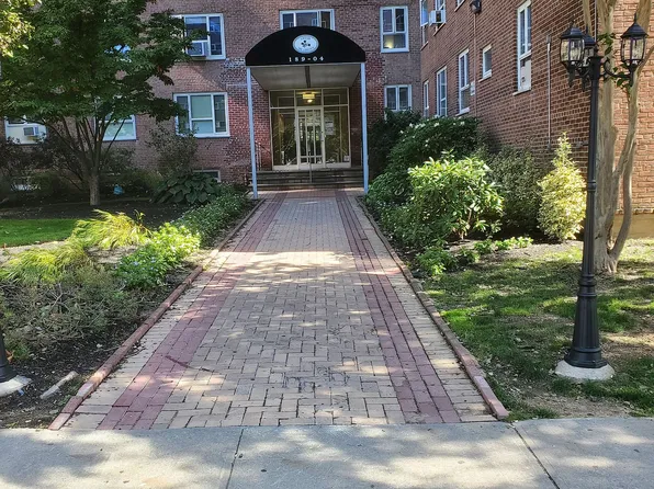 (undisclosed Address), Fresh Meadows, NY 11365