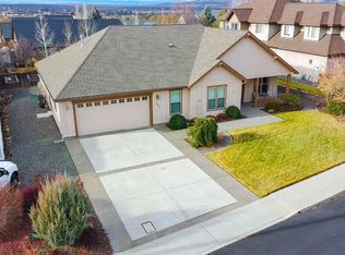 3571 SW 36th Pl, Redmond, OR 97756