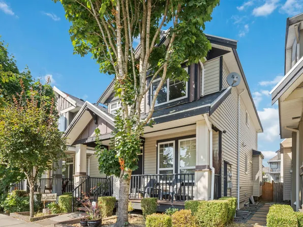 19391 72nd Ave, Surrey, BC V4N 5X9