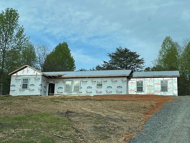 2nd image of 1091 E Little Mountain Rd