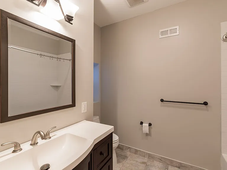 2208 Montrose St — Photo 19
