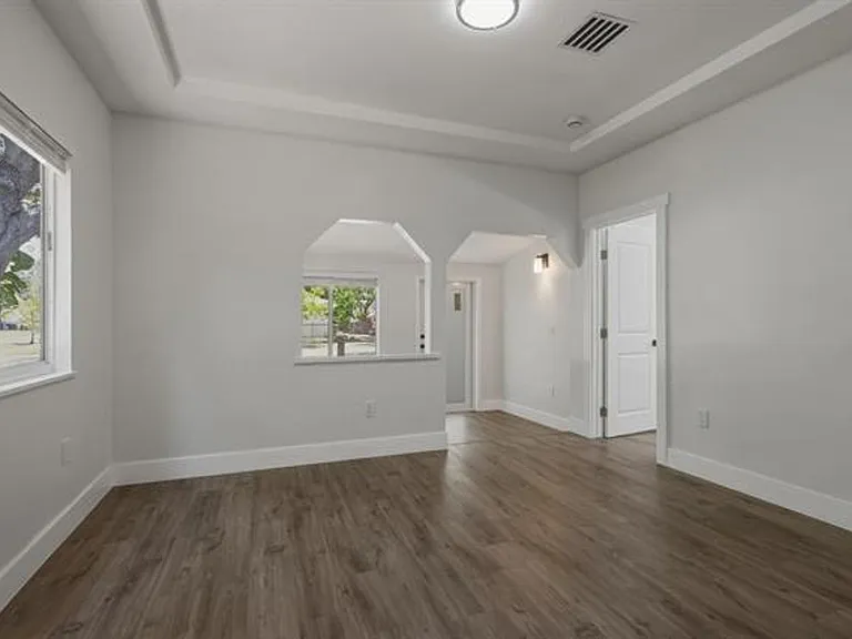 12980 NE 10th Ave #12980 — Photo 5
