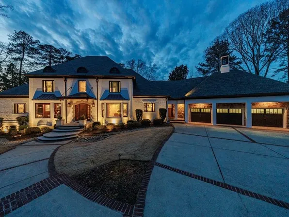 4500 Powers Ferry Rd, Atlanta, GA 30327