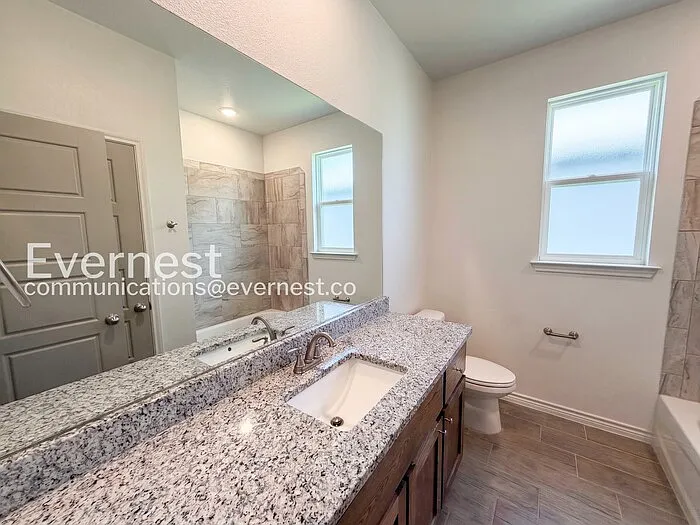 8511 Glade Dr — Photo 17