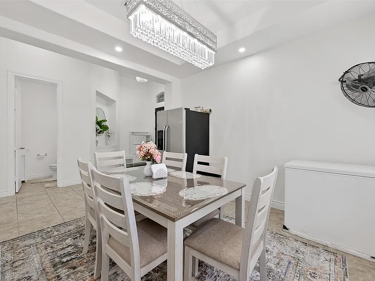 6515 Sterling Shores Ln — Photo 8