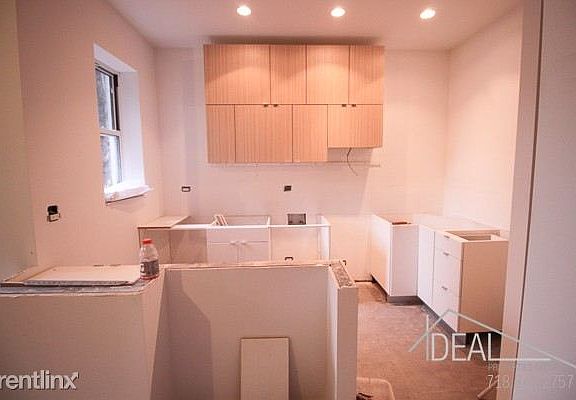 4th image of 75 Herkimer St #1985774